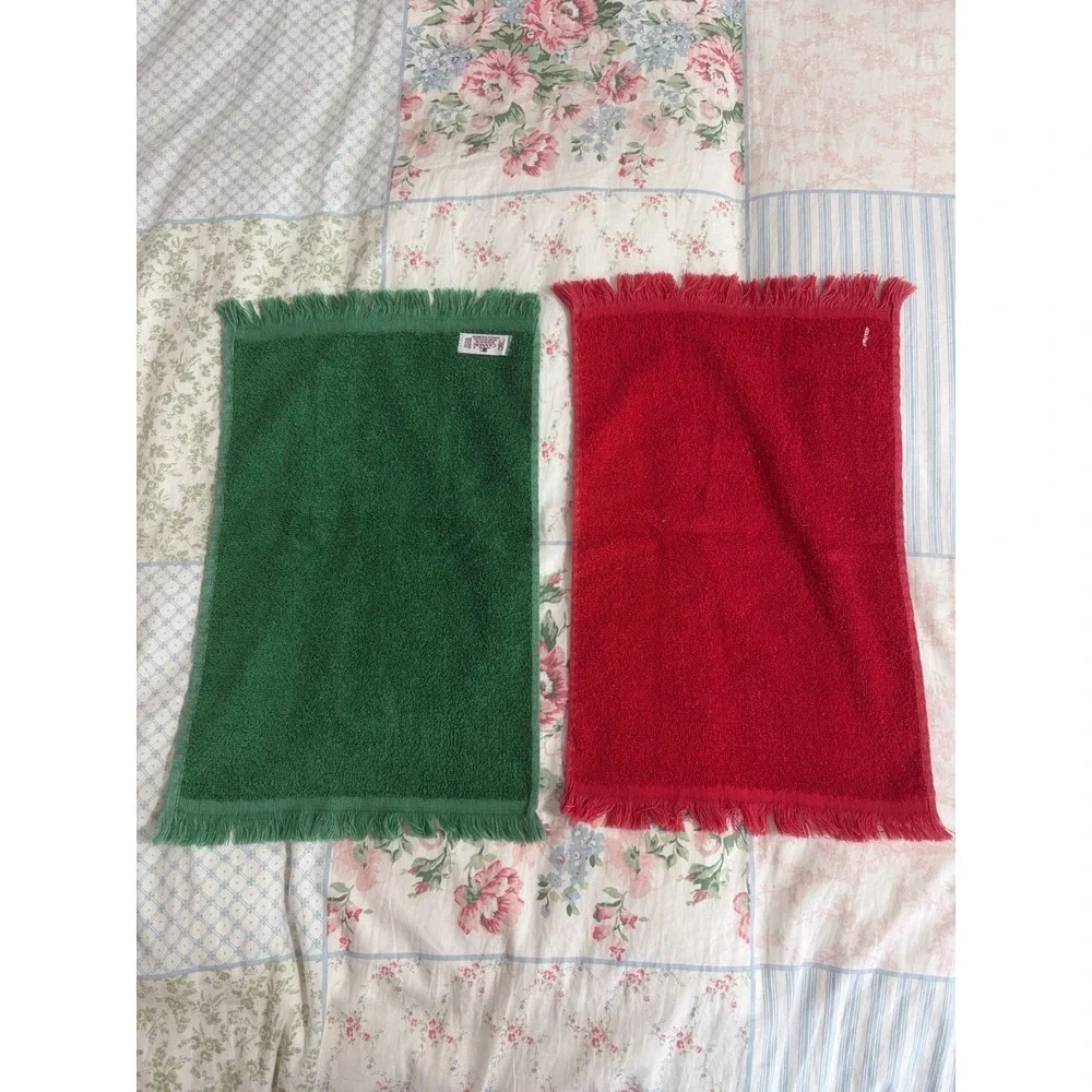Two Vintage Cannon USA Embroidered Christmas Hand Towels Cotton Terry Fringe